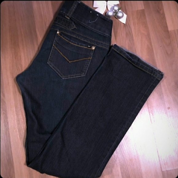 31 x 34 Vero Moda Low Rise Straight Leg Jeans - Picture 2 of 6